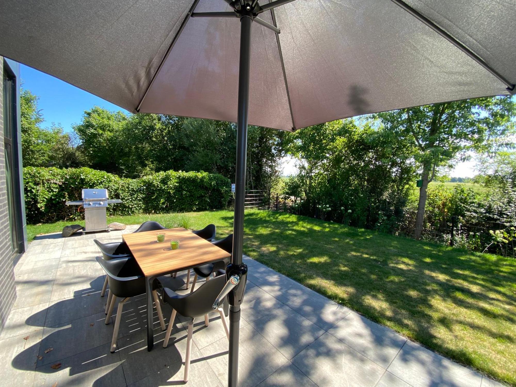 Green Villa In Bester Lage - Dachterrasse Mit Meerblick - Grosser Eingezaeunter Garten - Kinderfreundlich - Hunde Inklusive - 4 Sterne Resort - Direkt Am Strand - Pool Inklusive Hulshorst Dış mekan fotoğraf
